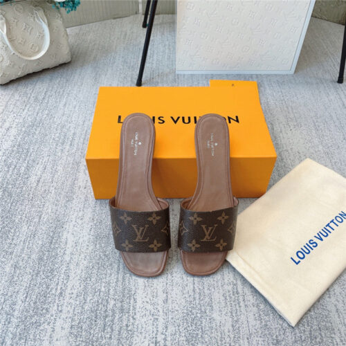High Quality Luxury Louis Vuitton Revival Flat Slippers product detail