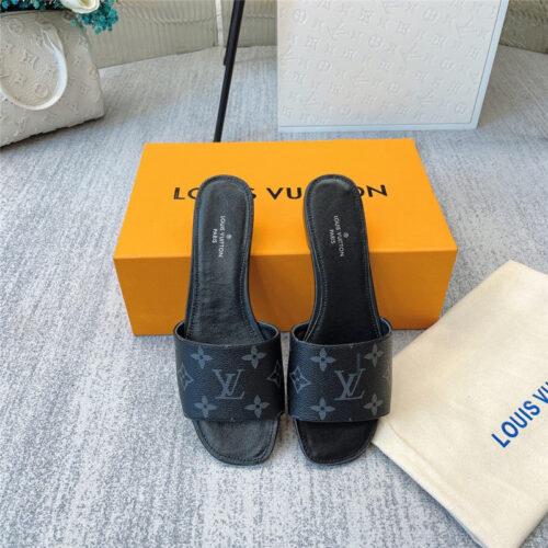 High Quality Luxury Louis Vuitton Revival Flat Slippers – Style 34691 product detail