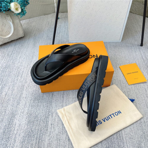 High Quality Luxury Louis Vuitton Platform Flip-Flops – Style 32163 product detail