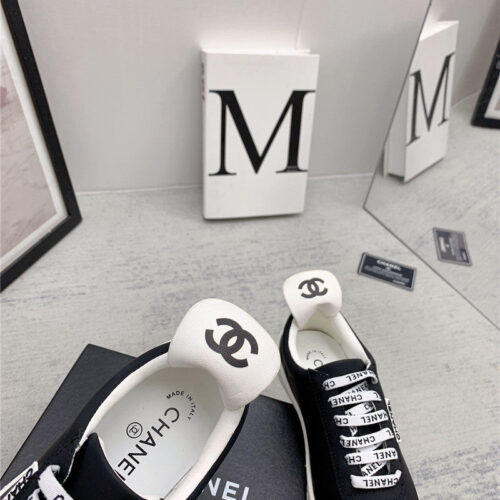 High Quality Luxury Chanel Classic Graffiti Sneakers product detail