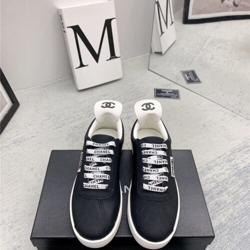 High Quality Luxury Chanel Classic Graffiti Sneakers alternate view