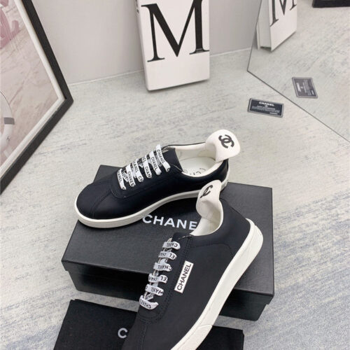 High Quality Luxury Chanel Classic Graffiti Sneakers product detail