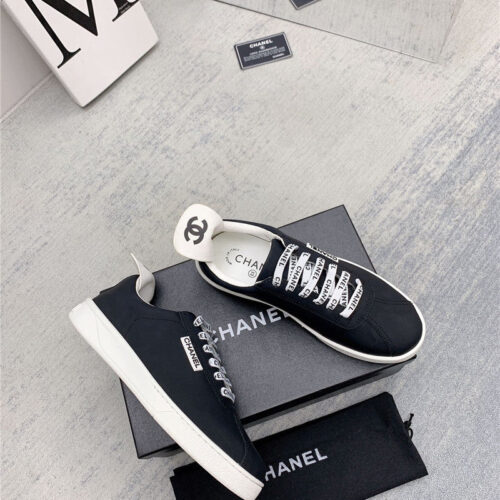 High Quality Luxury Chanel Classic Graffiti Sneakers product detail