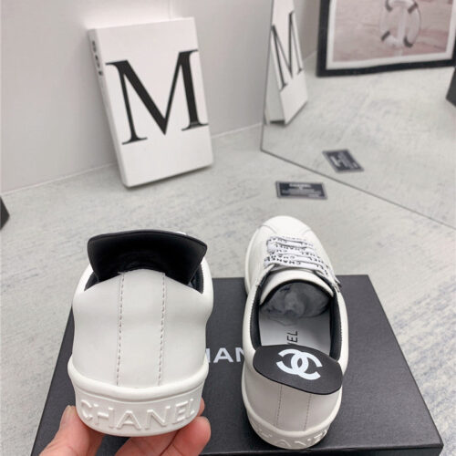 High Quality Luxury Chanel Classic Graffiti Sneakers – Style 57830 product detail