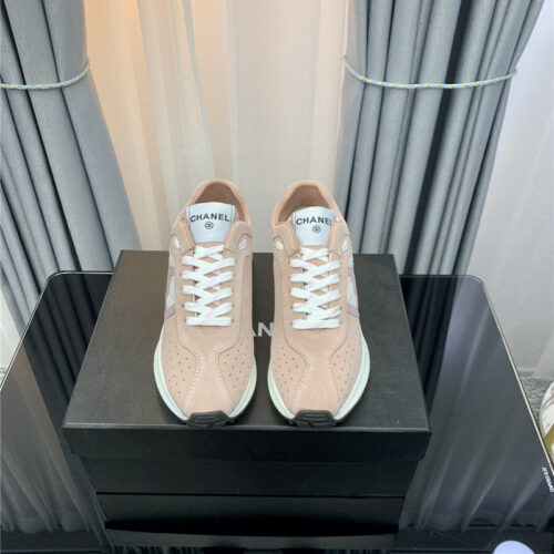 High Quality Luxury Chanel Logo Suede Sneakers product detail