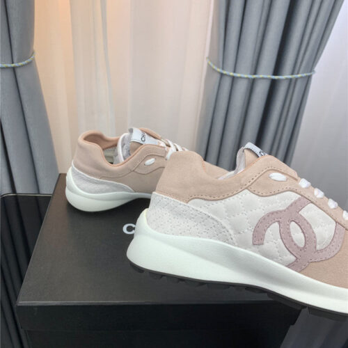 High Quality Luxury Chanel Logo Suede Sneakers product detail