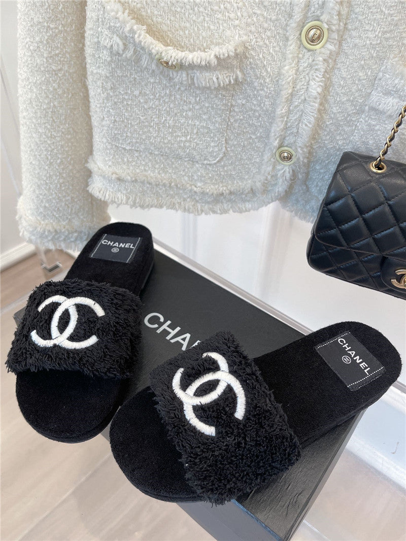 High Quality Luxury Chanel Flat Hemp Rope Slippers – Style 09958 product detail