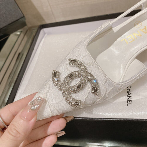 High Quality Luxury Chanel Vintage Lace Heeled Sandals – Style 58918 product detail