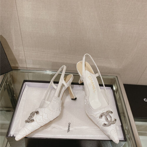 High Quality Luxury Chanel Vintage Lace Heeled Sandals – Style 58918 alternate view