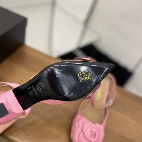 High Quality Luxury Chanel Exquisite Retro Shoes Sandals product detail