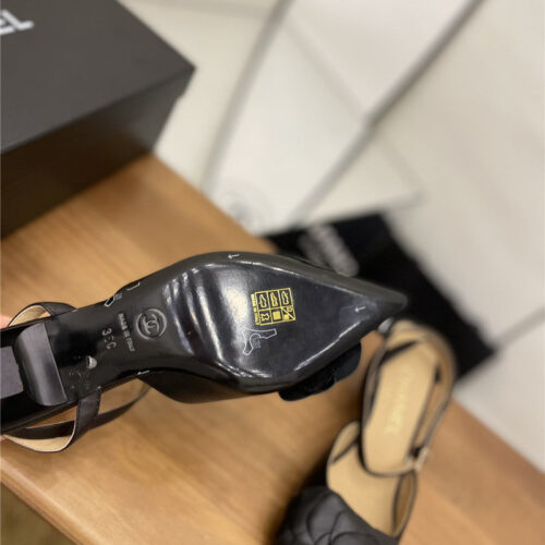 High Quality Luxury Chanel Exquisite Retro Shoes Sandals – Style 41638 product detail
