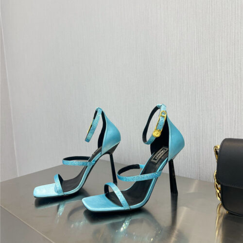 High Quality Luxury Fendi Joint Catwalk Show Sandals alternate view