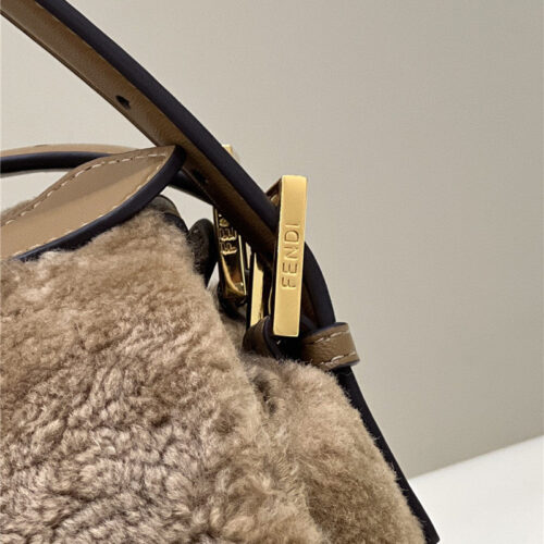 High Quality Luxury Fendi Lambswool Baguette Bag – Style 32535 product detail