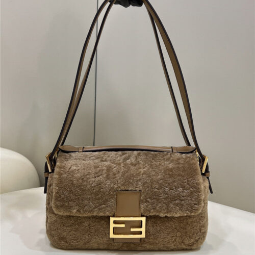 High Quality Luxury Fendi Lambswool Baguette Bag – Style 32535