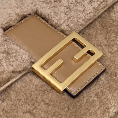 High Quality Luxury Fendi Lambswool Baguette Bag – Style 32535 product detail