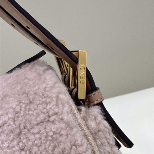 High Quality Luxury Fendi Lambswool Baguette Bag product detail
