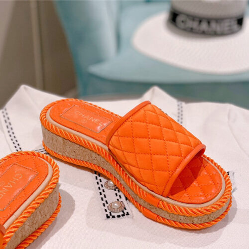 High Quality Luxury Chanel Flat Platform Slippers product detail
