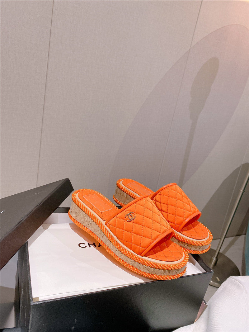 High Quality Luxury Chanel Flat Platform Slippers