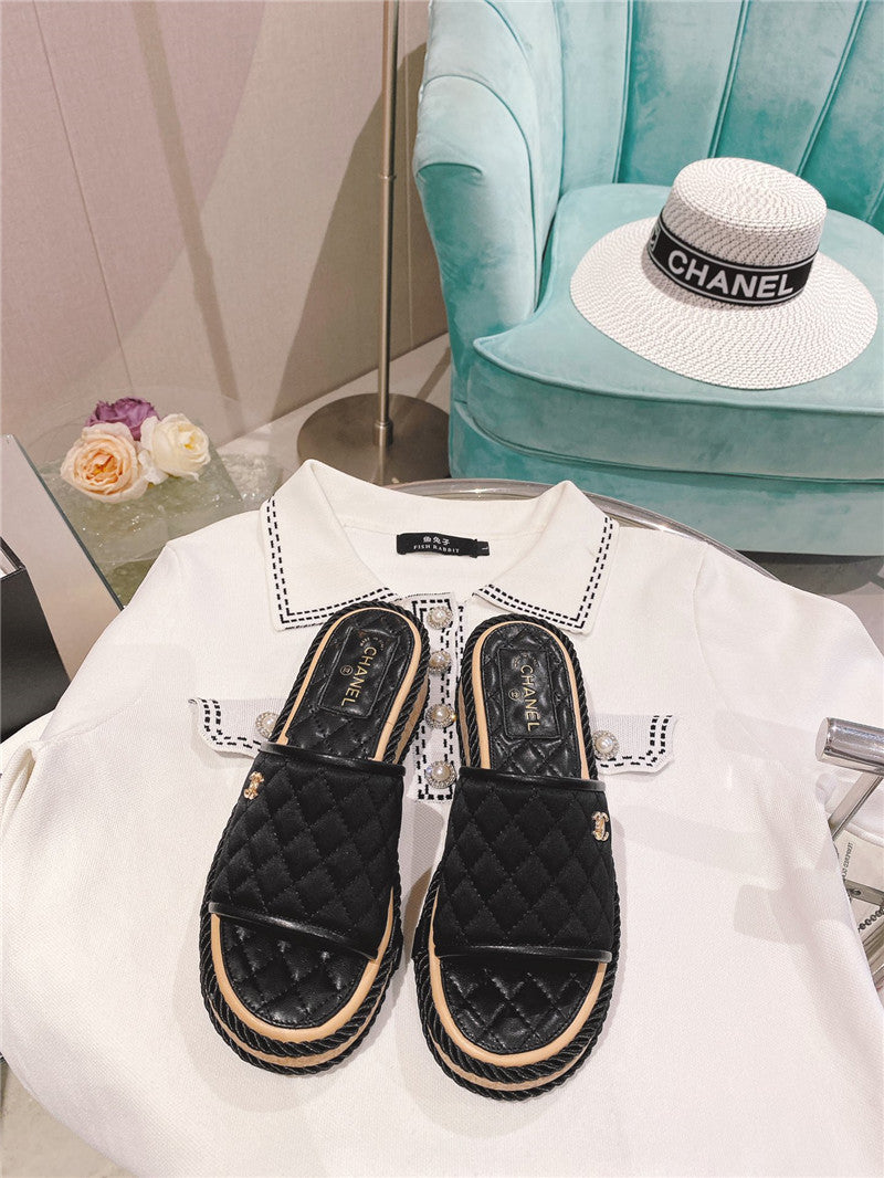 High Quality Luxury Chanel Flat Platform Slippers – Style 01478 product detail