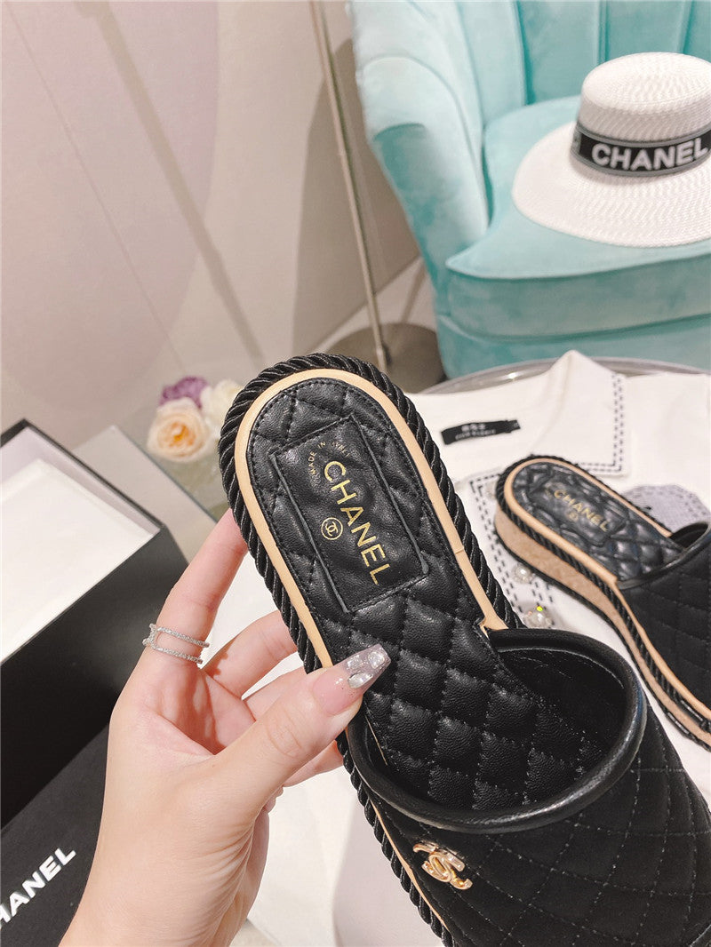 High Quality Luxury Chanel Flat Platform Slippers – Style 01478 product detail