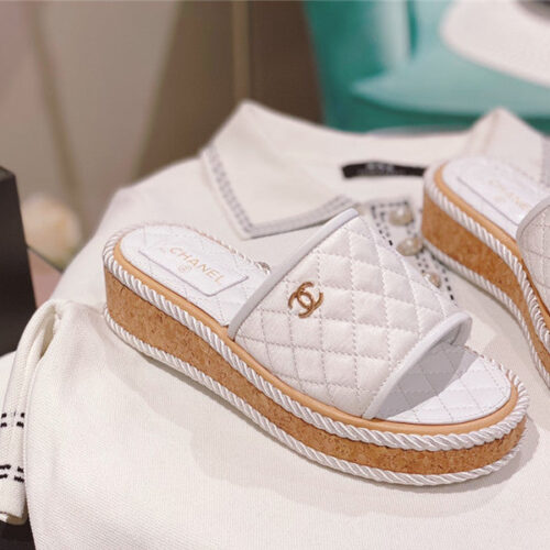 High Quality Luxury Chanel Flat Platform Slippers – Style 32550 product detail