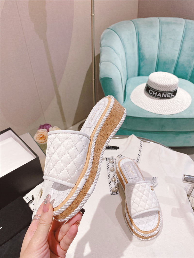 High Quality Luxury Chanel Flat Platform Slippers – Style 32550 product detail