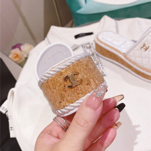 High Quality Luxury Chanel Flat Platform Slippers – Style 32550 product detail