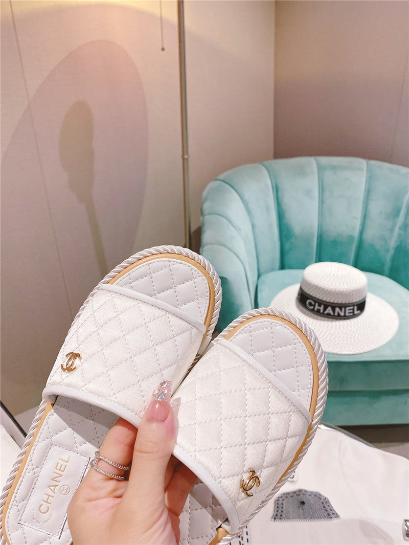 High Quality Luxury Chanel Flat Platform Slippers – Style 32550 product detail