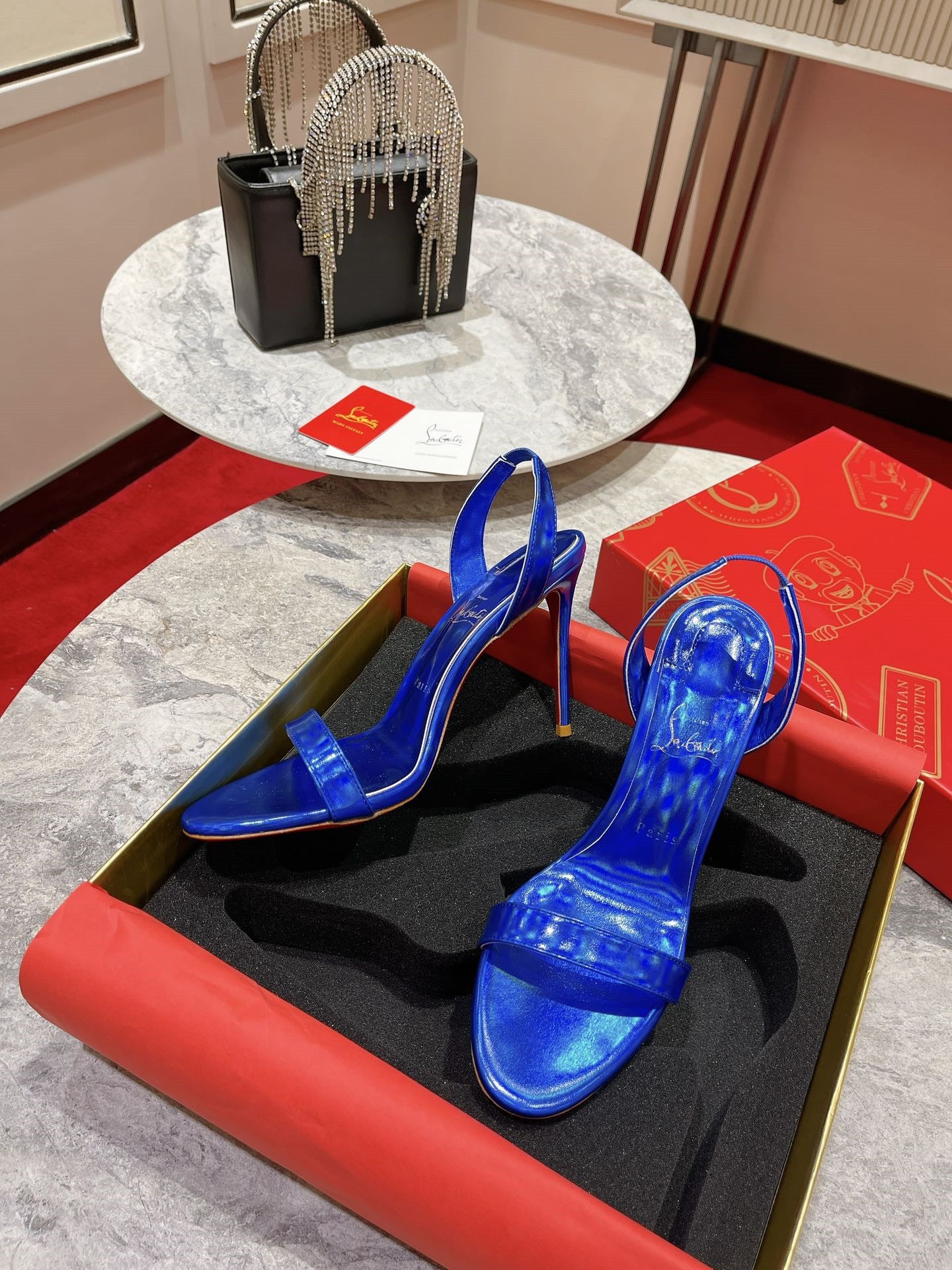 High Quality Luxury Christian Louboutin Strap Sandals – Style 07732 product detail