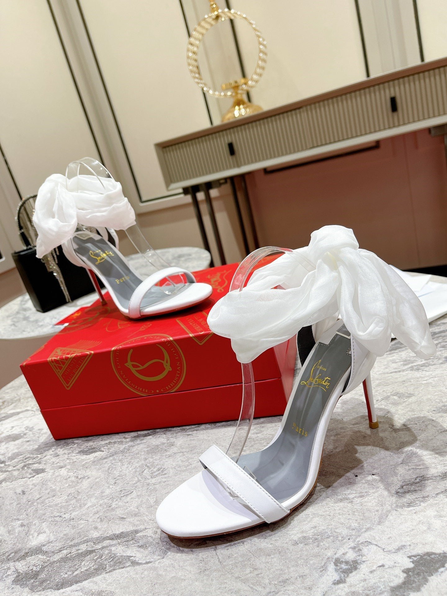 High Quality Luxury Christian Louboutin Strappy Sandals – Style 33716 product detail