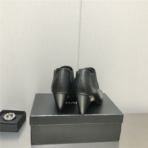 High Quality Luxury Chanel Vintage Mary Jane Shoes – Style 97318 product detail