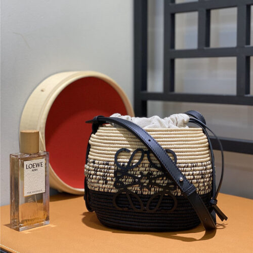 High Quality Luxury Loewe Woven Straw Basket Bag – Style 26601 product detail