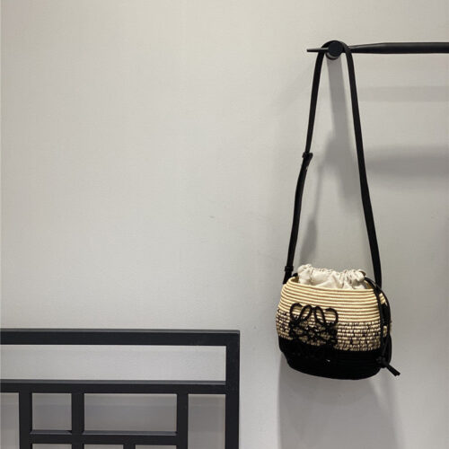 High Quality Luxury Loewe Woven Straw Basket Bag – Style 26601 product detail