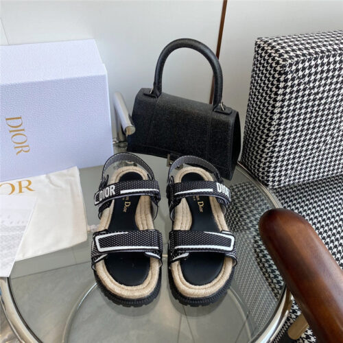 High Quality Luxury Dior Straw Platform Beach Sandals With Velcro – Style 92582 product detail