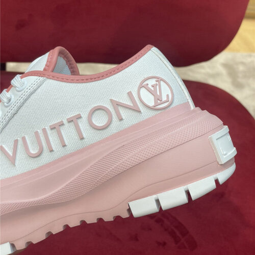 High Quality Luxury Louis Vuitton Early Spring New Color Squad Sneakers product detail