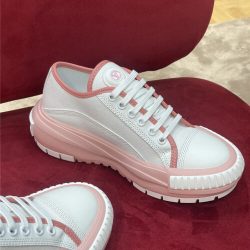 High Quality Luxury Louis Vuitton Early Spring New Color Squad Sneakers product detail