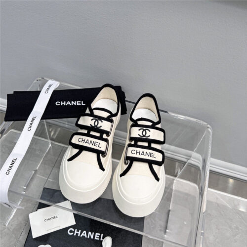 High Quality Luxury Chanel Velcro White Sneakers – Style 90054 product detail