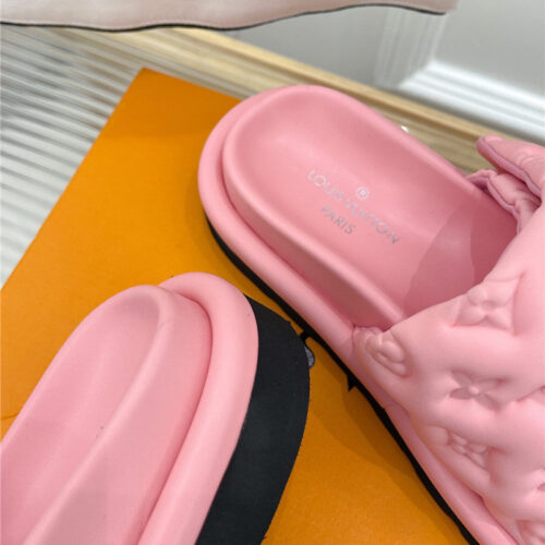 High Quality Luxury Louis Vuitton Velcro Platform Slippers – Style 40067 product detail