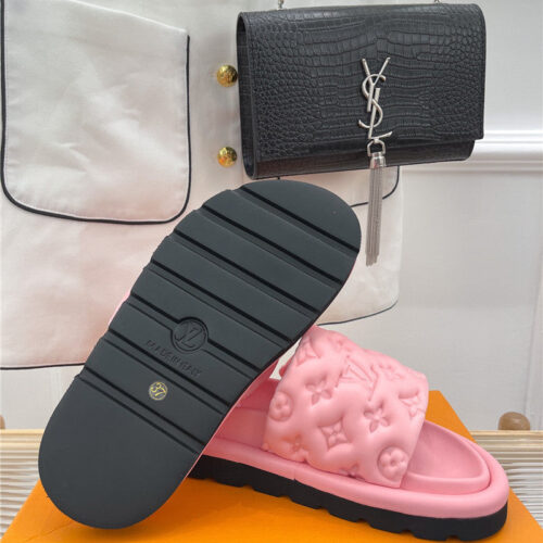 High Quality Luxury Louis Vuitton Velcro Platform Slippers – Style 40067 product detail