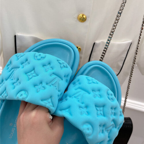 High Quality Luxury Louis Vuitton Velcro Platform Slippers – Style 31587 product detail