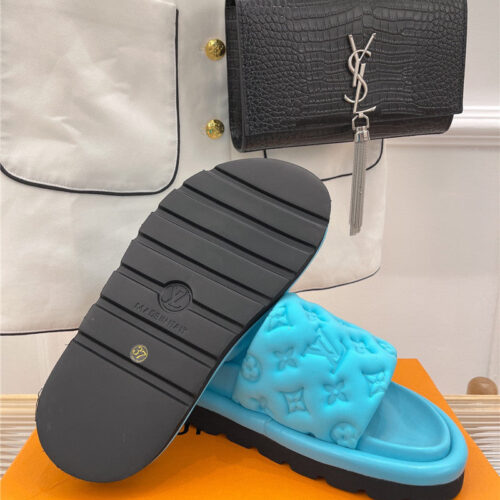 High Quality Luxury Louis Vuitton Velcro Platform Slippers – Style 31587 product detail