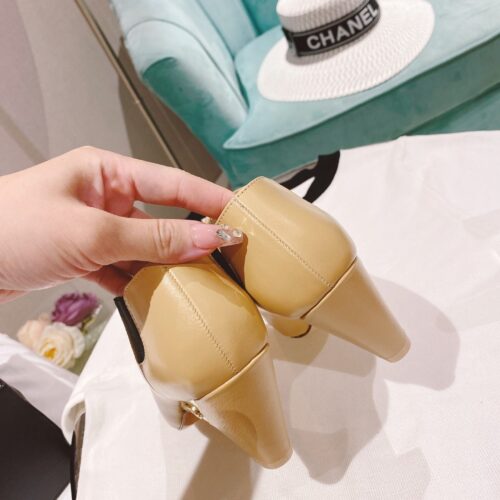 High Quality Luxury Chanel Vintage Booties product detail