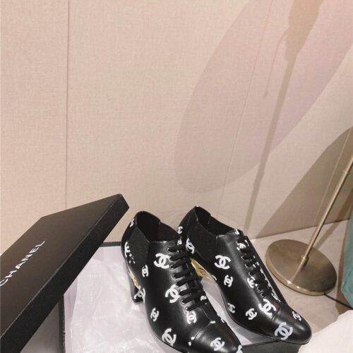 High Quality Luxury Chanel Vintage Booties – Style 09254
