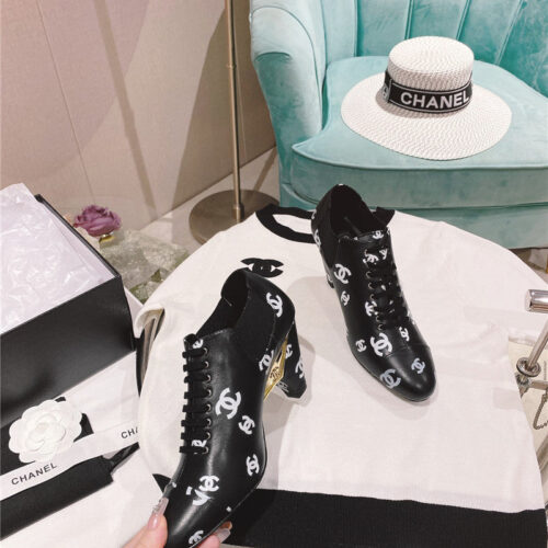 High Quality Luxury Chanel Vintage Booties – Style 09254 alternate view