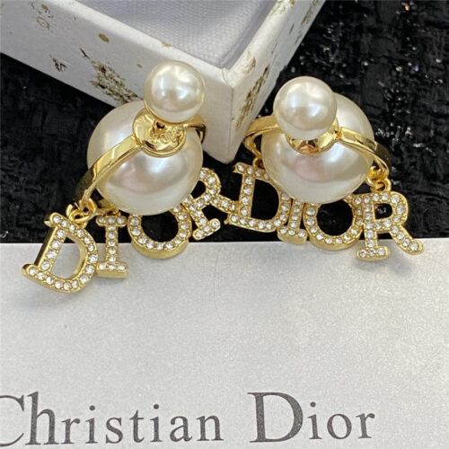 High Quality Luxury Dior Handmade Diamond Stud Earrings product detail
