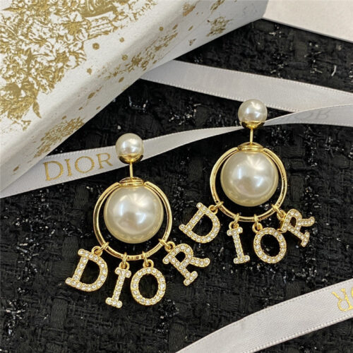 High Quality Luxury Dior Handmade Diamond Stud Earrings product detail