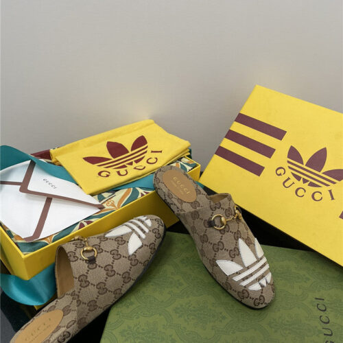 High Quality Luxury Gucci Adidas GG Slippers – Style 09427 product detail