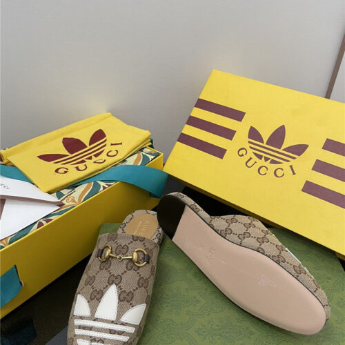 High Quality Luxury Gucci Adidas GG Slippers – Style 09427 product detail