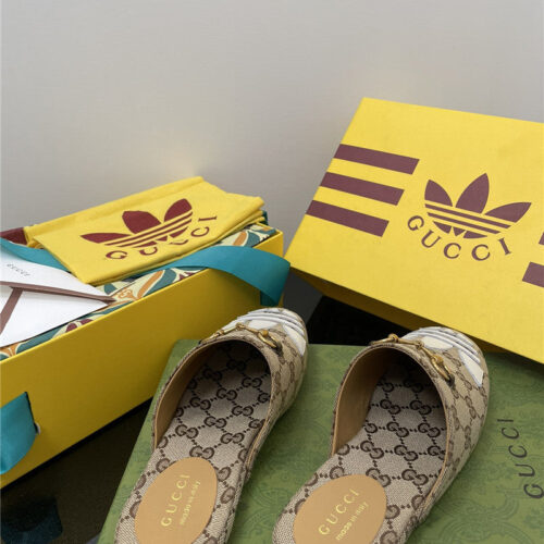 High Quality Luxury Gucci Adidas GG Slippers – Style 09427 product detail