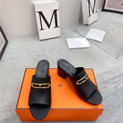 High Quality Luxury Hermes Chunky Heel Sandals – Style 55299 alternate view